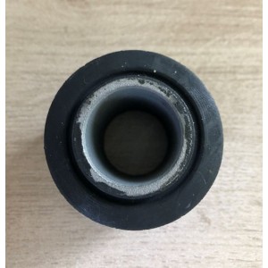 SILENTBLOC BARRE PANHARD AV AR NISSAN PATROL jusqu'à 09/2001 coté pont
