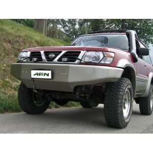 PARE CHOC AV by AFN NISSAN PATROL Y61 2.8 LTD