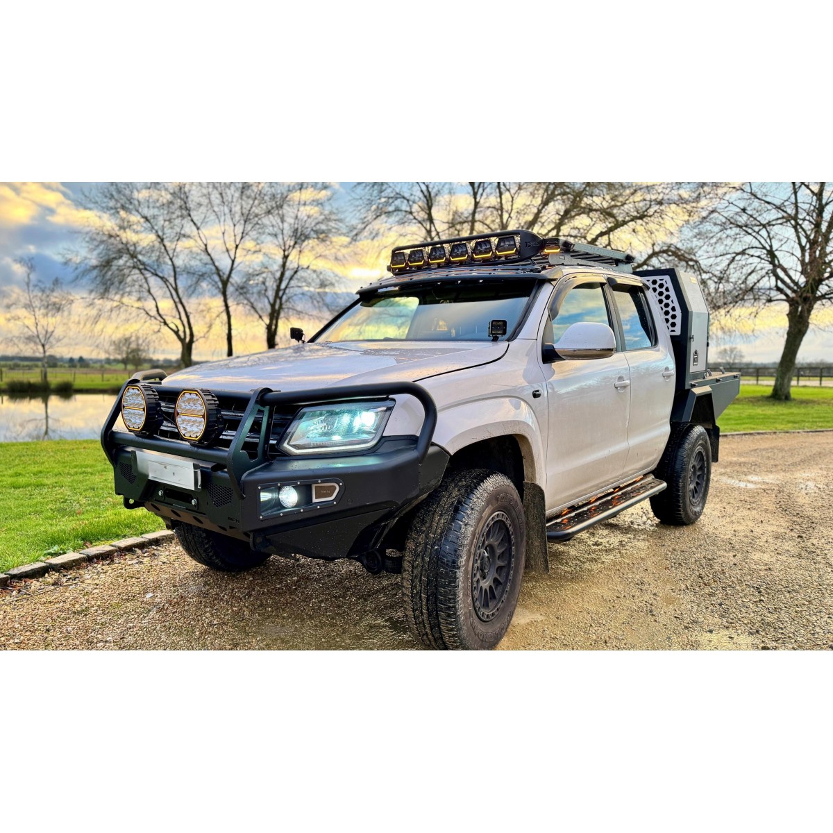 PARE CHOC AVANT BULL BAR by AFN VOLKSWAGEN AMAROK DEPUIS 2010