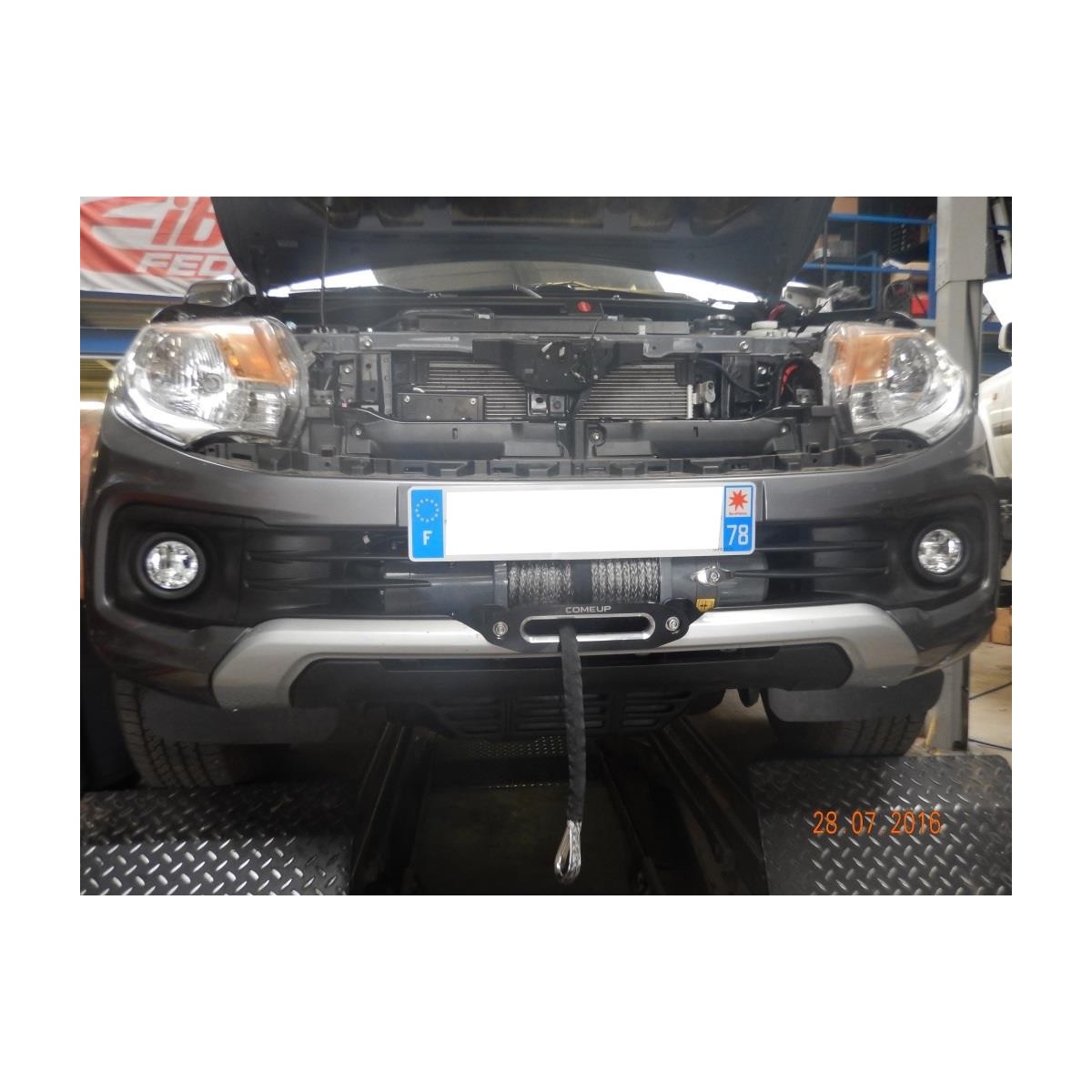 Platine de treuil intégrée au pare-chocs d'origine pour Mitsubishi L200 après 2015 & Fiat Fullback