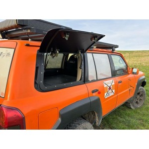 Fenêtre Gullwing aluminium gauche Y61 long