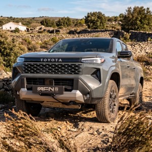 Platine de treuil AFN 4x4 pour Toyota Hilux Travo 2026+
